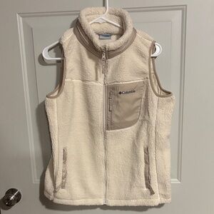 Columbia womens Tan biege Fleece Vest